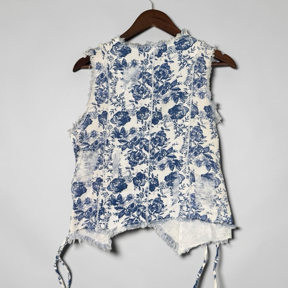 POL Womens Sz M Blue White Toile Denim Vest Cottagecore Boho Frayed Corset Ties - Picture 9 of 9
